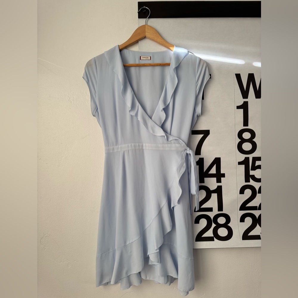 Aritzia Sunday Best Savoy Wrap Dress - Light Blue, Size 0